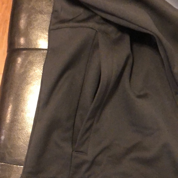 Under Armour,L, long sleeve jogging jacket, black/gray. - Picture 3 of 8